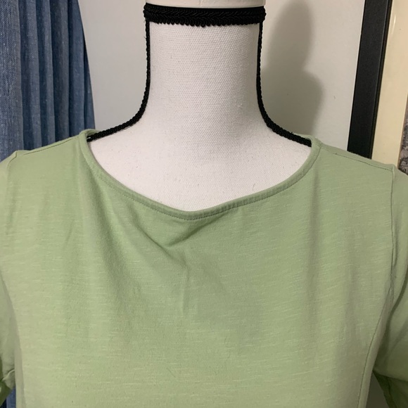 Denim and Co Sage Green Tunic - Picture 4 of 9
